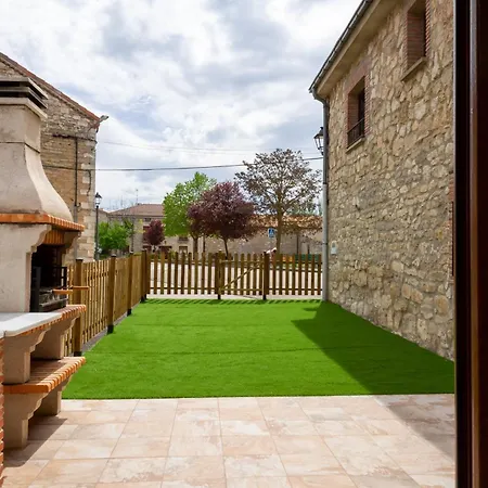 בית נופש Dona Elvira Y Dona Sol *