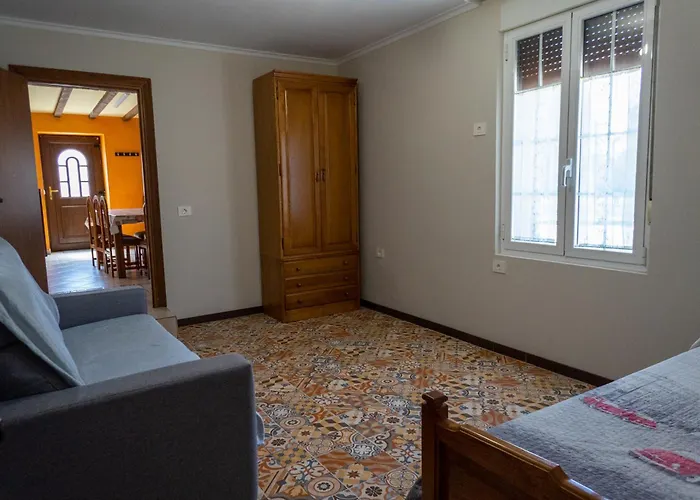 Dona Elvira Y Dona Sol 펜션 Vivar del Cid